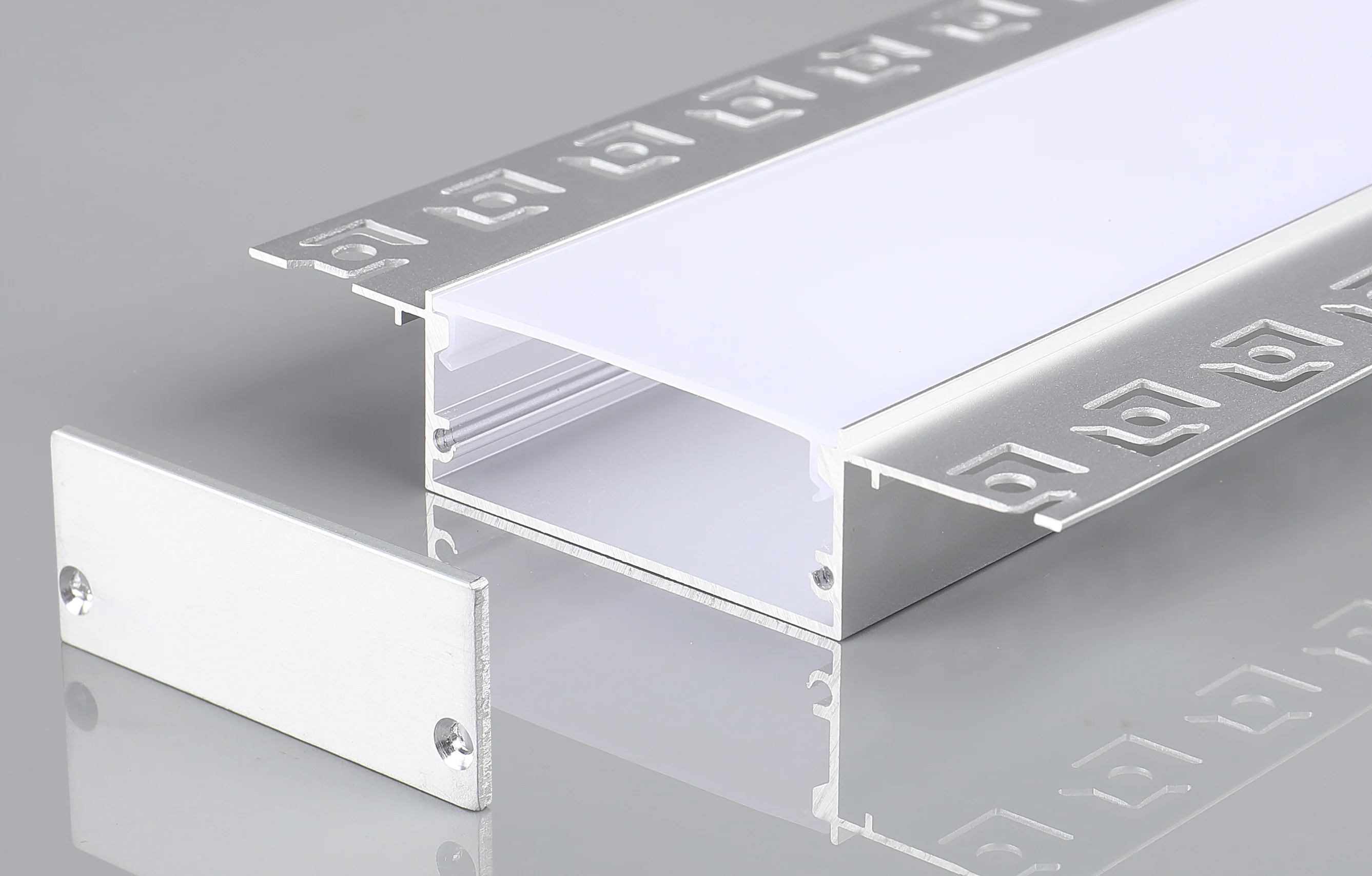 Profil Aluminiu pentru Bandă LED 50x20mm 2m Capac Alb Optonica