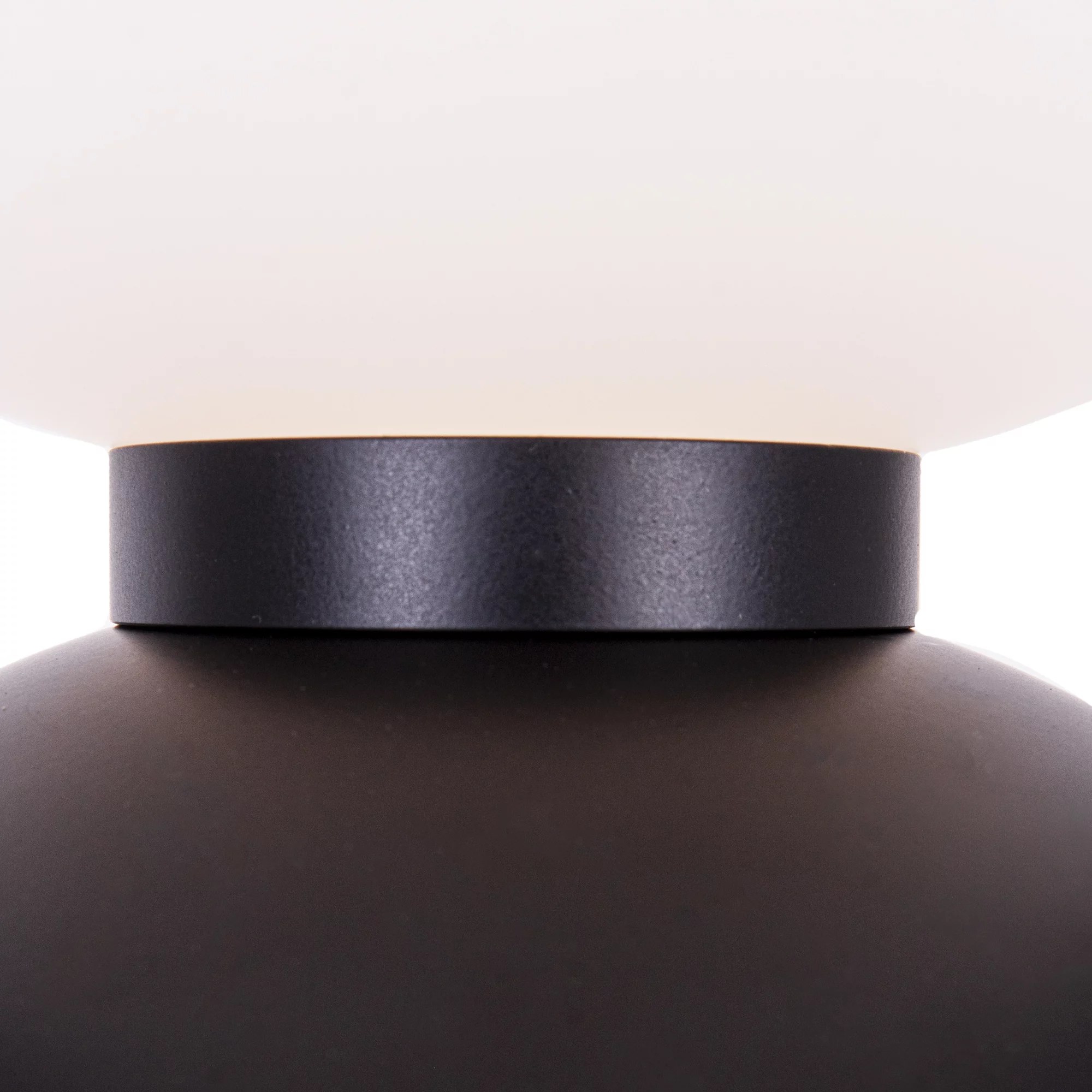 Lampadar LED Tama 25W 2000lm 3000K Ø25cm negru + alb Maxlight F0058