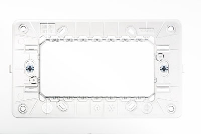 nea - Placa suport Slim 4M Aparataj, Modular