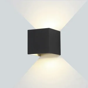 Aplică LED Perete 6W 660lm Lumină Caldă 3000K Corp Negru Optonica